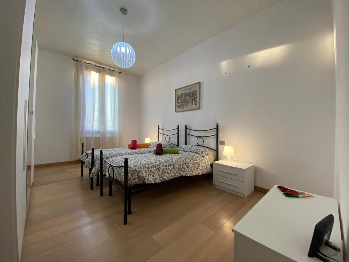 Ca' Santa Marta Apartment Venetië Buitenkant foto