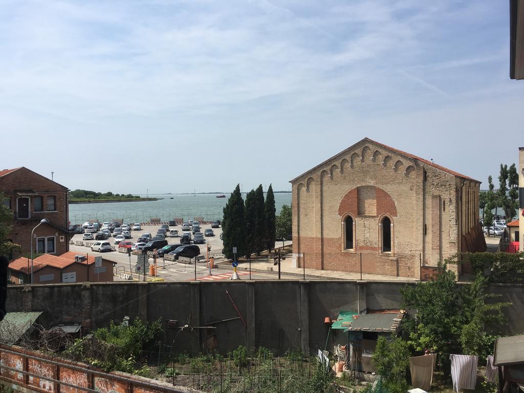 Ca' Santa Marta Apartment Venetië Buitenkant foto
